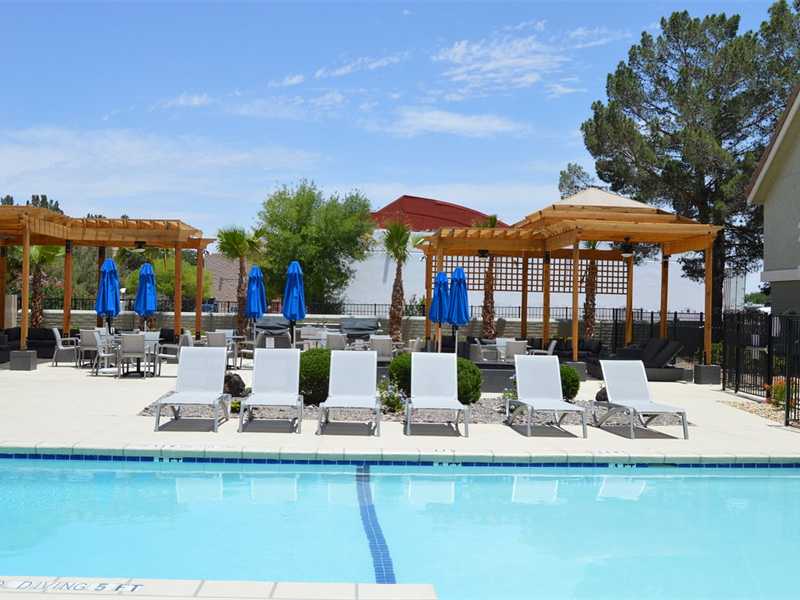 Chase Suite Hotel El Paso outdoor pool with lounge chairs